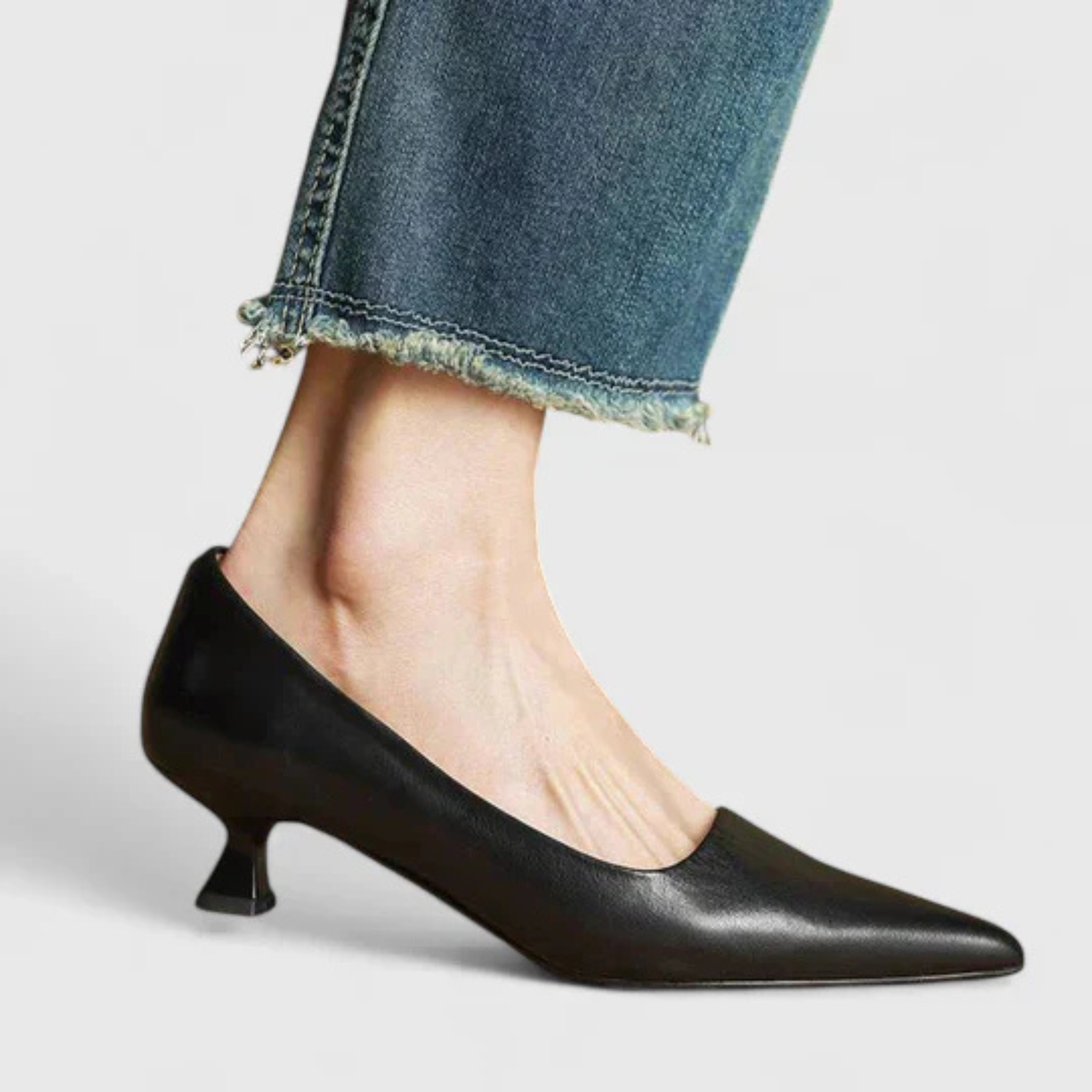 Thora | Dame Spids Tå Lav Hæl Pumps