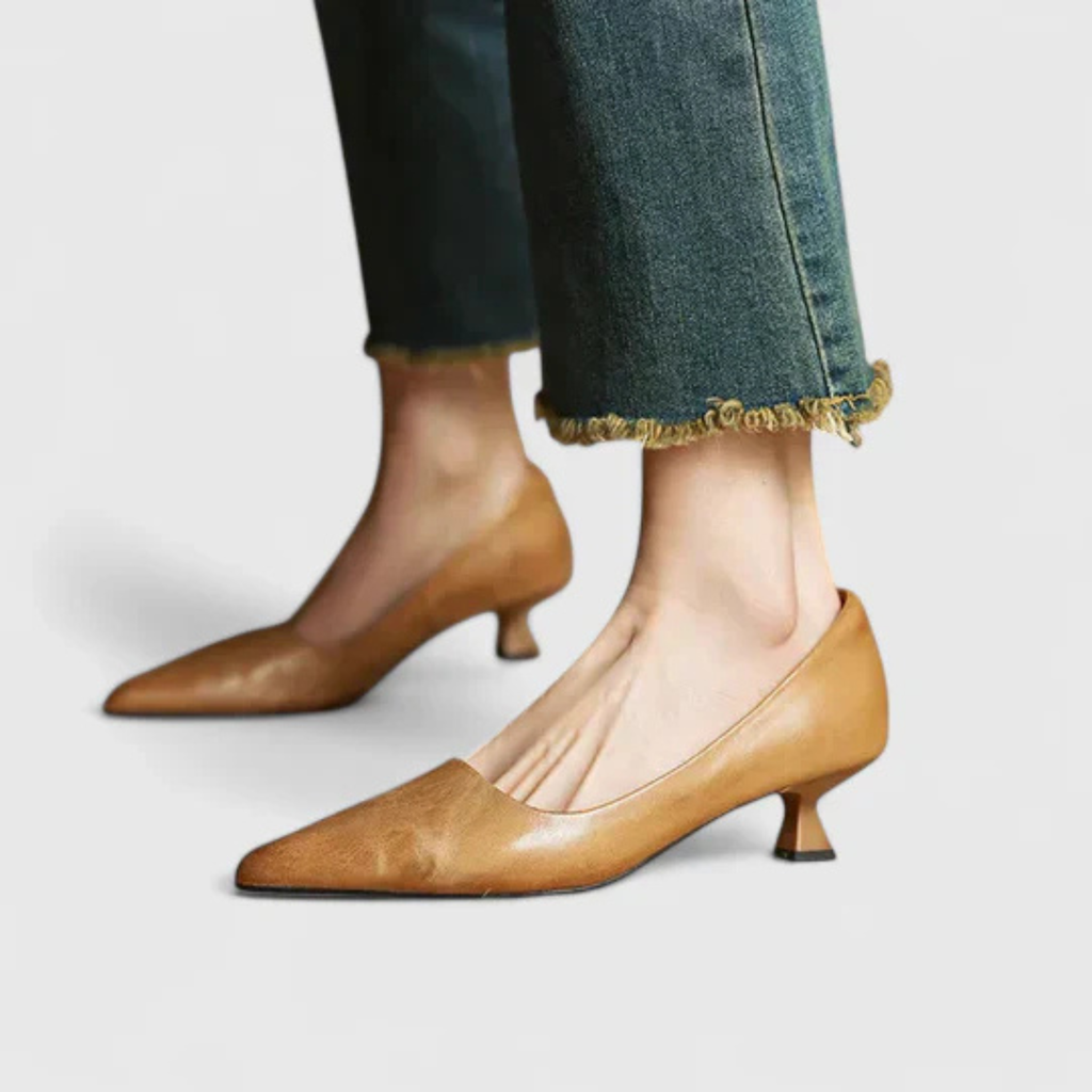 Thora | Dame Spids Tå Lav Hæl Pumps