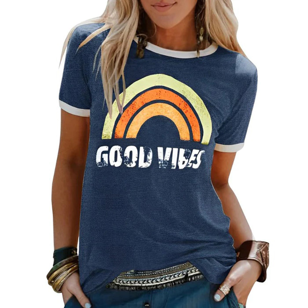 Alvhilde | Afslappet og farverig grafisk T-shirt