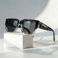 Malthe | Sunglasses Firkantede Rammer UV400 Beskyttelse